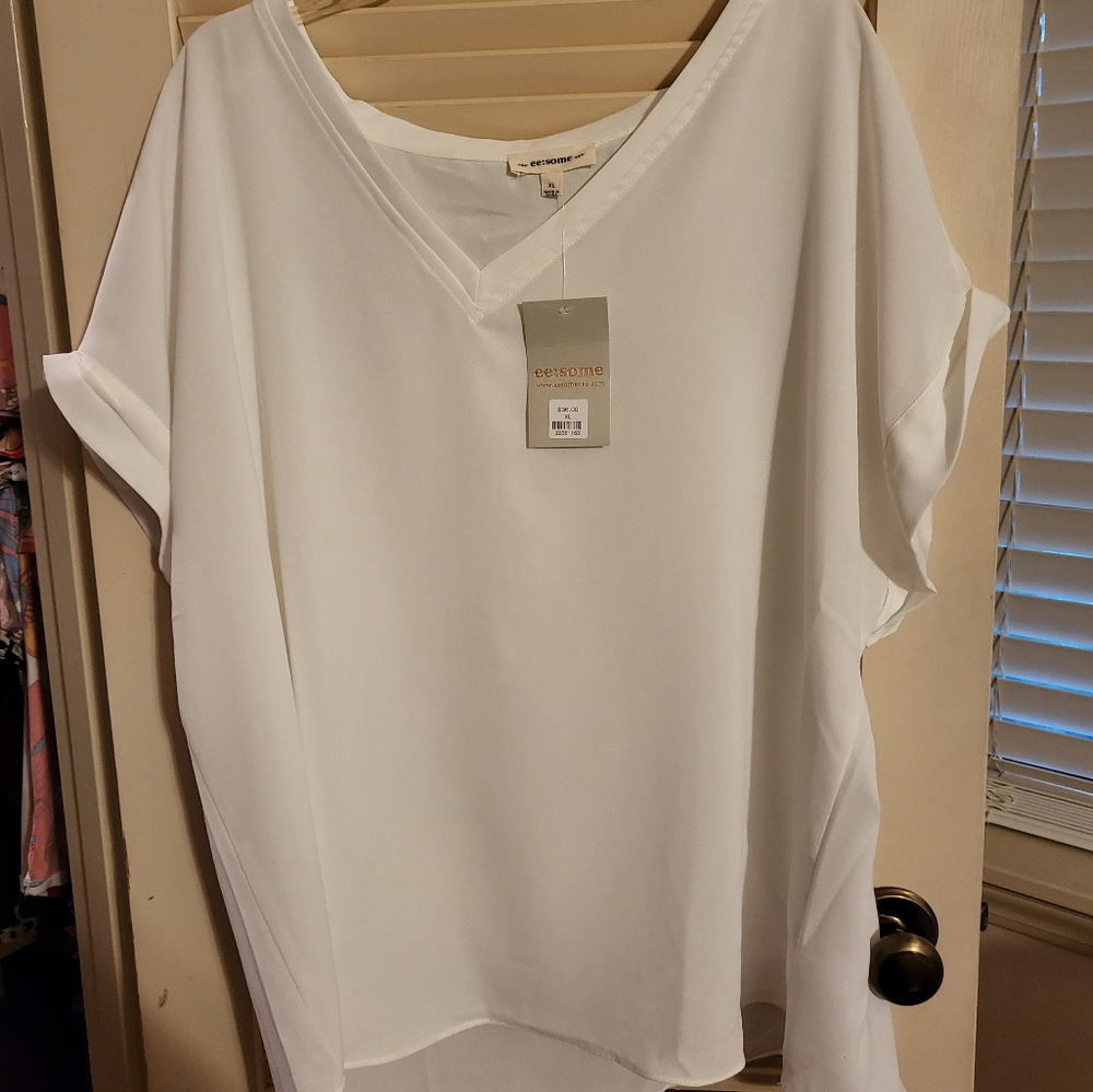 White polyester chiffon type top XL